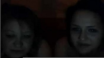 Girl showing boobs cam free amateur porn mobile