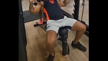 No instagram no twitter