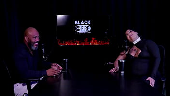 Safada faz stripper most os peitos depois de falar que quer sentar no pau do pitoco nunca fez dp e aprendeu a dar o cu com a ky sex pri melancia watch sheer red