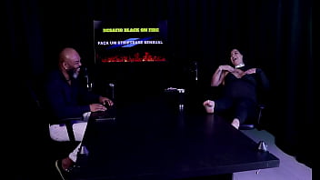 Safada faz stripper most os peitos depois de falar que quer sentar no pau do pitoco nunca fez dp e aprendeu a dar o cu com a ky sex pri melancia watch sheer red