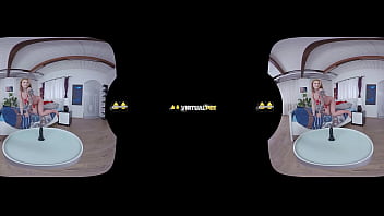 Mag ray teases you with a dildo before pissing in her bodystocking