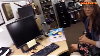 Hot ass woman with glasses gets banged