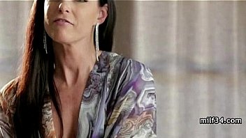 Fucking my besties mom