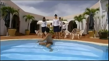 Vera and her friends have sex with one lucky guy for a shared facial