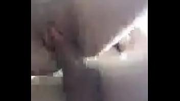 Em pé metendo na amiga