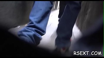 Slender honey takes hard banging