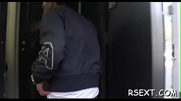 Slender honey takes hard banging