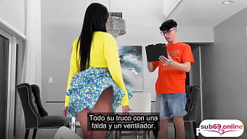 Los nonobots convirtieron a mi madrastra en mi juguete sexual