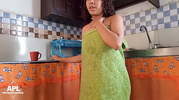 Mi Hermanastra Me Dio Su Rica Pussy Con Creampie De Desayuno thumbnail