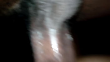 Fodendo e metemdo o dedo no cu