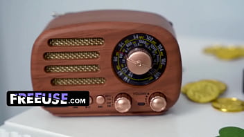 Lucky lustful leprechaun lady