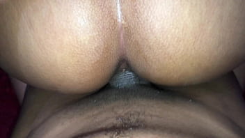 Meio irmão gozou na minha buceta