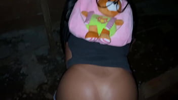 Essa obra nunca vai acabar porque ela ofereceu cuzinho dela então já sabe