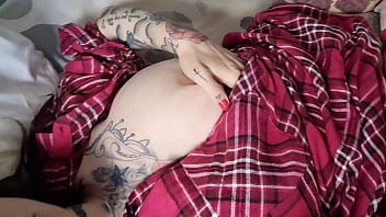 Bonjour mes amours petit réveil en douceurj aime me masturbé et vous