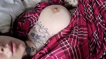 Bonjour mes amours petit réveil en douceurj aime me masturbé et vous