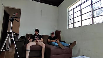 Carlos urach e carmona se masturbando juntos Carlos urach e carmona se masturbando juntos