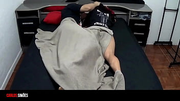 Sarado dotado socando gostoso a pica na novinha gostosa