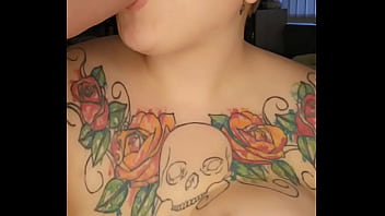 Deepthroat & dirty talk – gagging with a mouth full