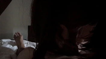 Em vân kawasan bú nhiệt tình