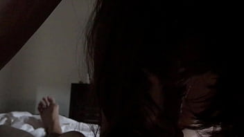 Em vân kawasan bú nhiệt tình