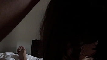 Em vân kawasan bú nhiệt tình