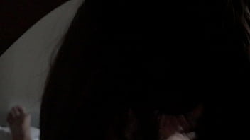 Em vân kawasan bú nhiệt tình