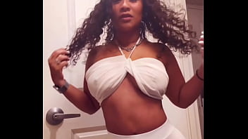 It’s goddess sunday let me see y’all in white thread post with links & rt a few