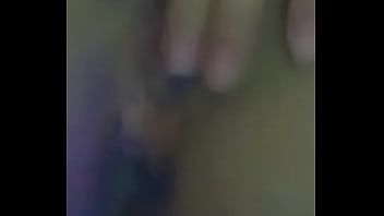 Cuando no esta su mamá aprovecha para enviarme videos