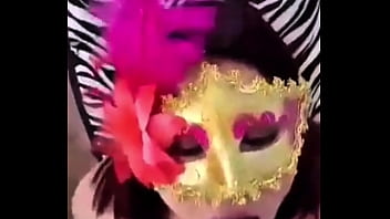 Cuando el cornudo no está soy toda una puta