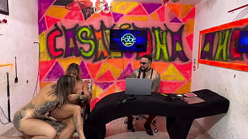 Musa fit mell albuquerque venho no the fode para ser toda fundida levou muita dedada da diguinha dj aovivo