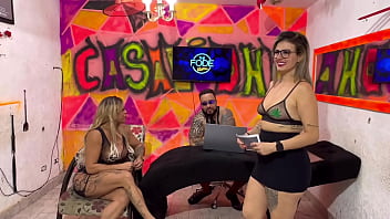 Musa fit mell albuquerque venho no the fode para ser toda fundida levou muita dedada da diguinha dj aovivo