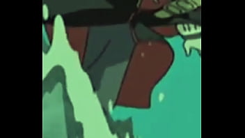 Tenten geme para membro da akatsuki ao ver sua grossura