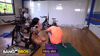 Bangbros thicc latin woman with big ass having sex with fitness trainer in class