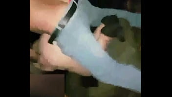 Cuckold levou sua mulher na rua pro comedor Cuckold levou sua mulher na rua pro comedor