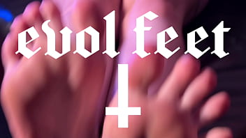 Sweet playful feet that know exactly how to make you weak Sweet playful feet that know exactly how to make you weak