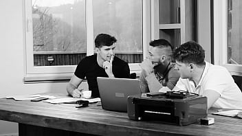 Bffs antonia sainz and venera maxim open home and holes to 3 studly neighbors gp2223