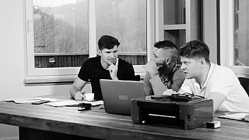 Bffs antonia sainz and venera maxim open home and holes to 3 studly neighbors gp2223