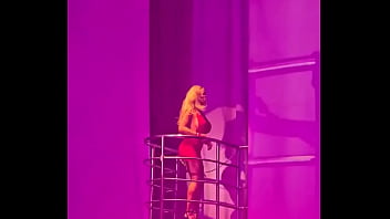 Flashing everyone at cocobongoshow cancun has been the highlight of my trip by far i love mexico