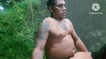 Markei com uma menina na rua do sexo olha como foi bom