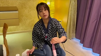 バイト終わってそのまま汗臭いバイト着のままオナニーしちゃった。洗わずオナニーしたバイト着を明日履いてまたバイトする変態。