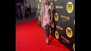 Me on the red carpet ️#redcarpet #glammoment #inkedmodel #tattoojourney #psyland25 #inkedandfierce #eyeballtatto