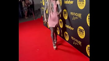 Me on the red carpet ️#redcarpet #glammoment #inkedmodel #tattoojourney #psyland25 #inkedandfierce #eyeballtatto