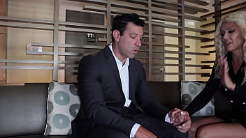 Lucrative business deal with taylor vixxen