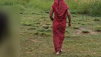 Hottest indian couple at outdoor sex at open public place video in hindi Hottest indian couple at outdoor sex at open public place video in hindi