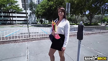 Kinky lawyer fucks for cash