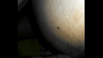 Gorda sendo dedada pelo seu macho