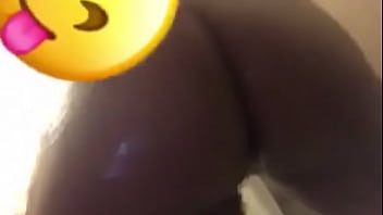 Slim big booty teen twerk