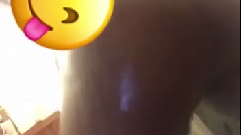 Slim big booty teen twerk