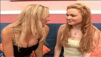 Blonde & redhead lesbians