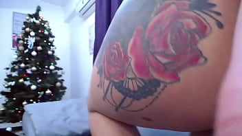 Blonde babe big booty play